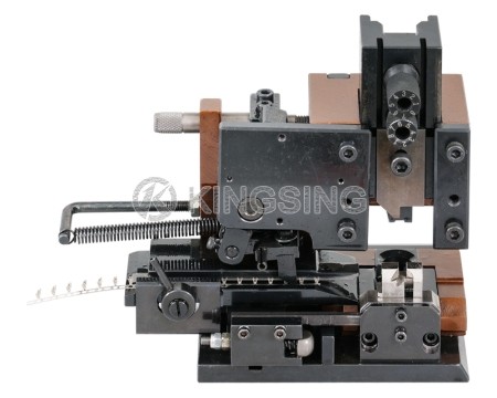 Terminal Crimping Applicator With Wire Clamp